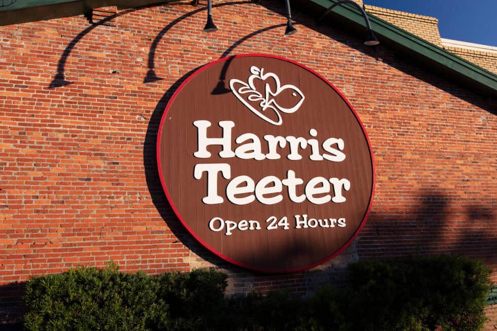 Harris Teeter Pickup: How It Works and How to Order Using ExpressLane