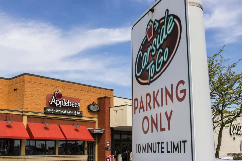 How Applebee’s Carside To Go Works and How to Order